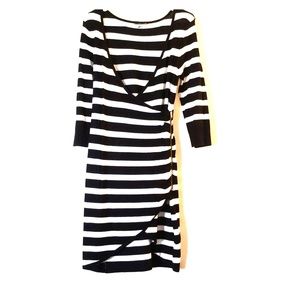 Black & White G by Guess dress
